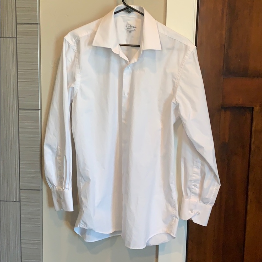 Men’s white dress shirt, 16 32/33